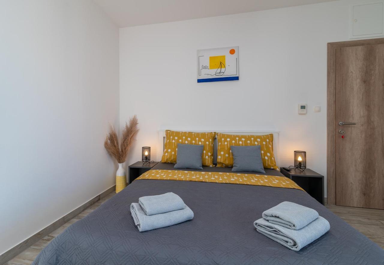 Apartmani Luce Traù Esterno foto